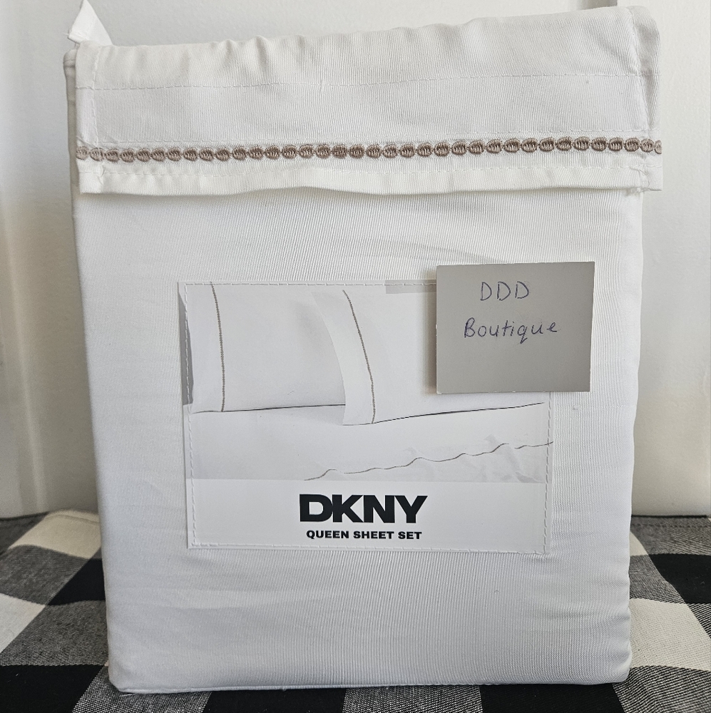 DKNY White Queen Sheet Set